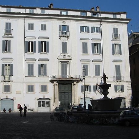 Appartamento Piazza Farnese Roma Camera foto